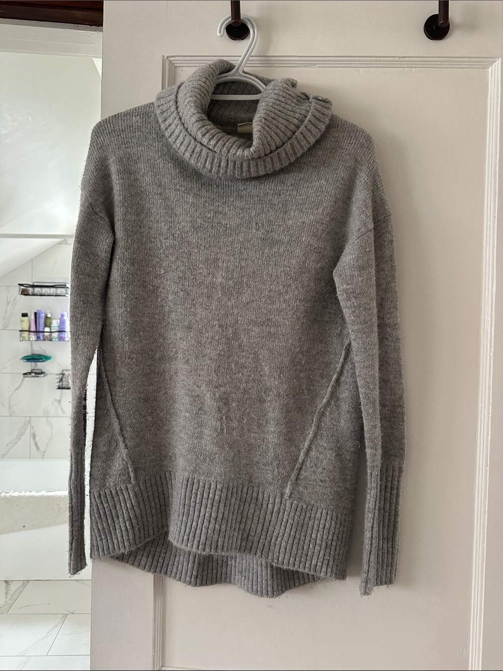 GAP Light Gray Cowl Neck Turtleneck Sweater